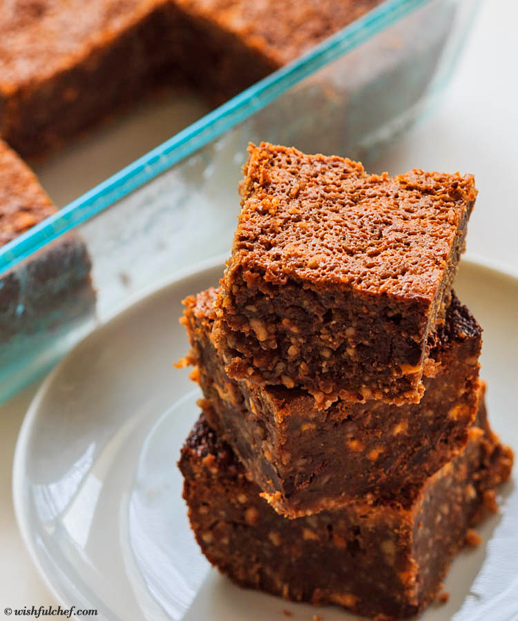 Flourless Peanut Butter Chocolate Brownies